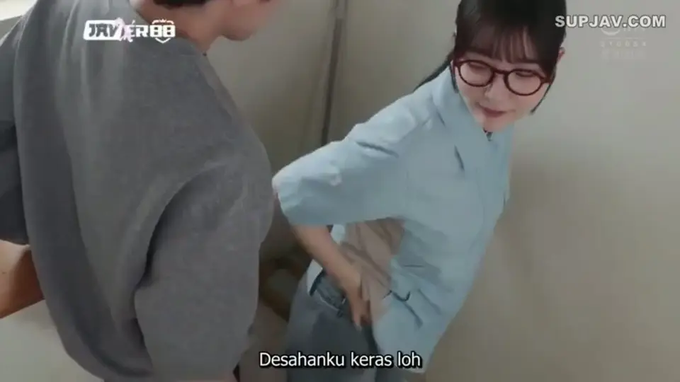 Desahanku Keras Loh?