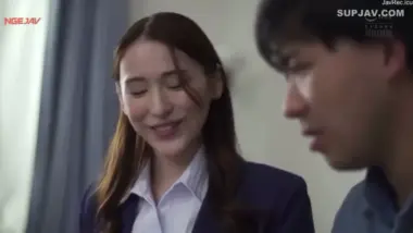 Guru Les Cantik Cantik Yuri Hirose