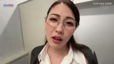 Ibu Guru Sayuri Hayama