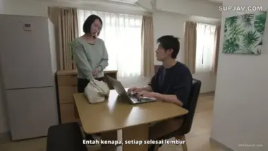 Istri Tetangga Yang Selalu Datang Menggoda