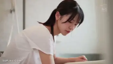 Kakak Super Care, Adik Langsung Hard On