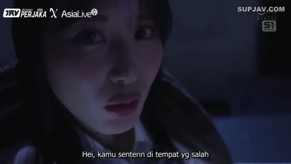Kamu Senterin Tempat Yang Salah