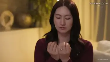 Kasihan Berubah Nafsu, Menantu Ngangkang Di Atas Mertua