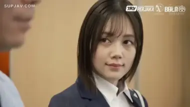 Niatnya Cuma Nunggu Hujan Reda
