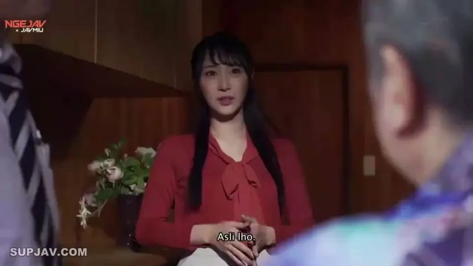 Suami Terbaring, Istri Main Miring